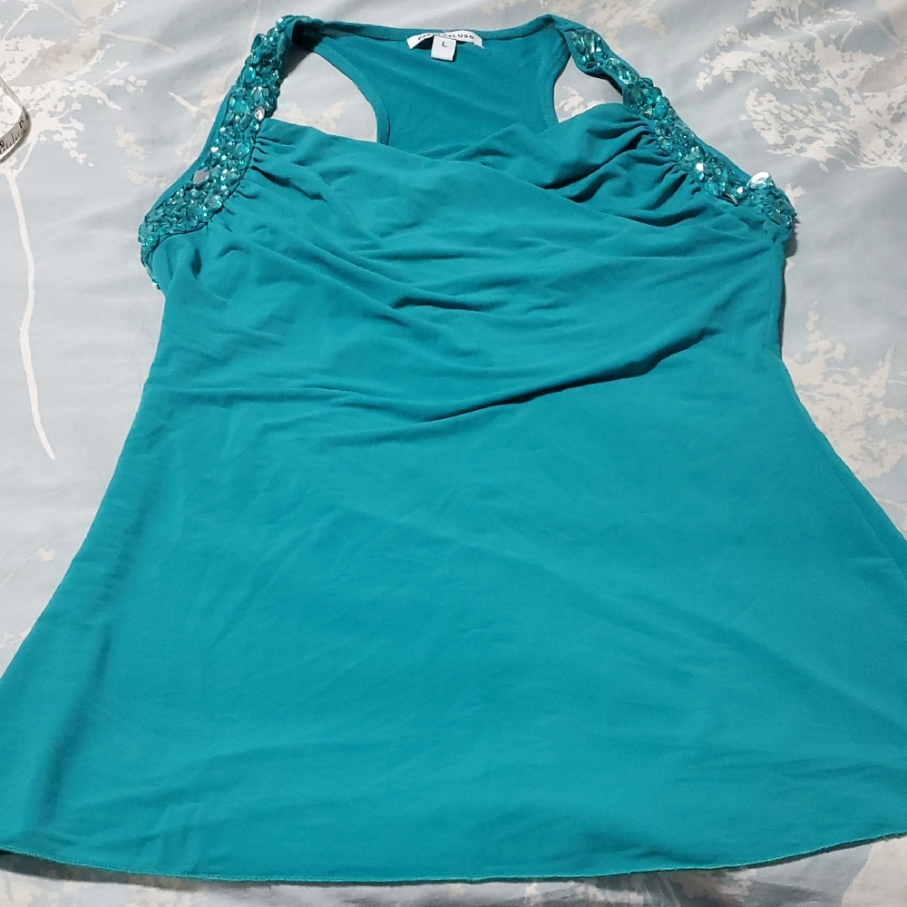 🌺 3 / $45 Peppe Peluso Sea Green Sleeveless Top